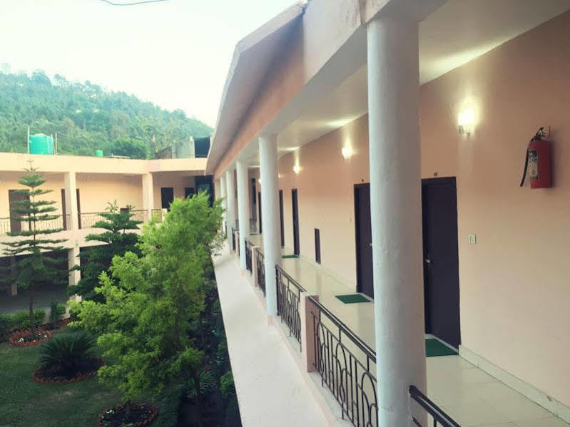Kanara Hotel Bhīm Tāl Εξωτερικό φωτογραφία